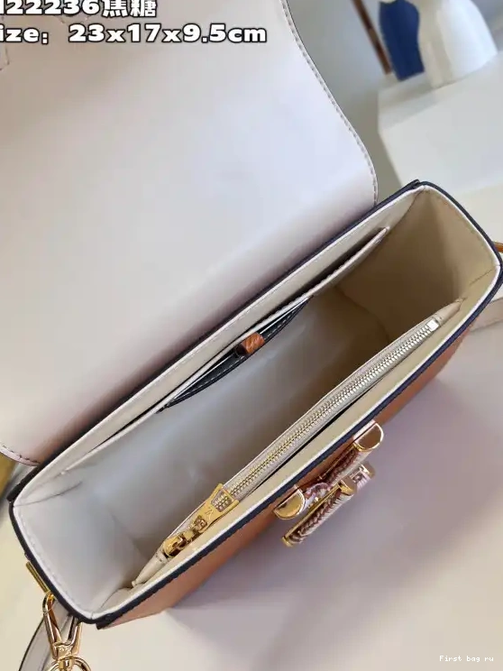 First bag ru TWIST VUITTON MM LOUIS 0707